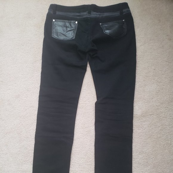 Low rise black faux leather patch pants - Picture 4 of 4